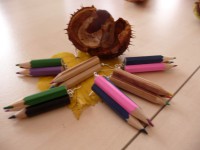 Boucle d'oreille trio de crayons